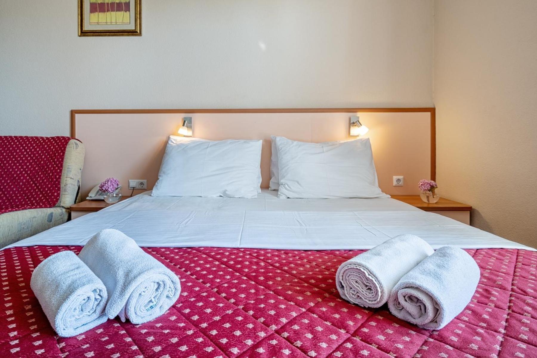 Hotel Luna Neum Cameră foto